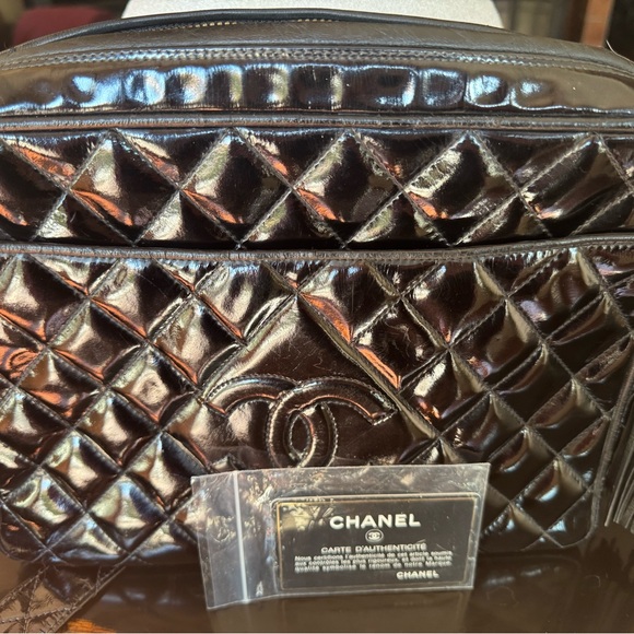 Vintage Chanel Patent CC Crossbody - Picture 1 of 16